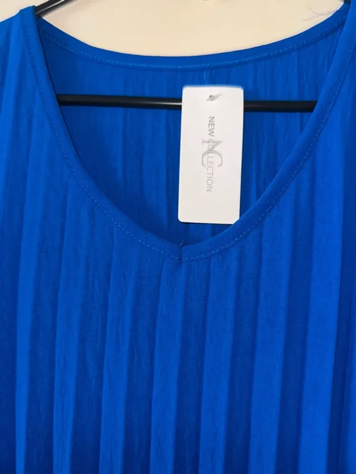 Robe plissée bleu roi neuve taille unique jusqu’à 52 - photo numéro 3