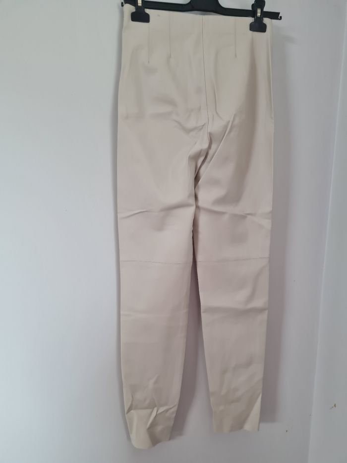 Pantalon faux cuir zara beige - photo numéro 3