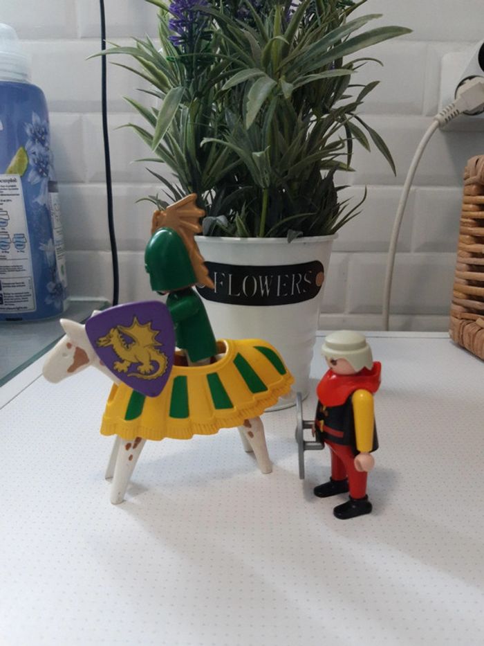 😺 lot playmobil personnages cheval et accessoires 😺 - photo numéro 3
