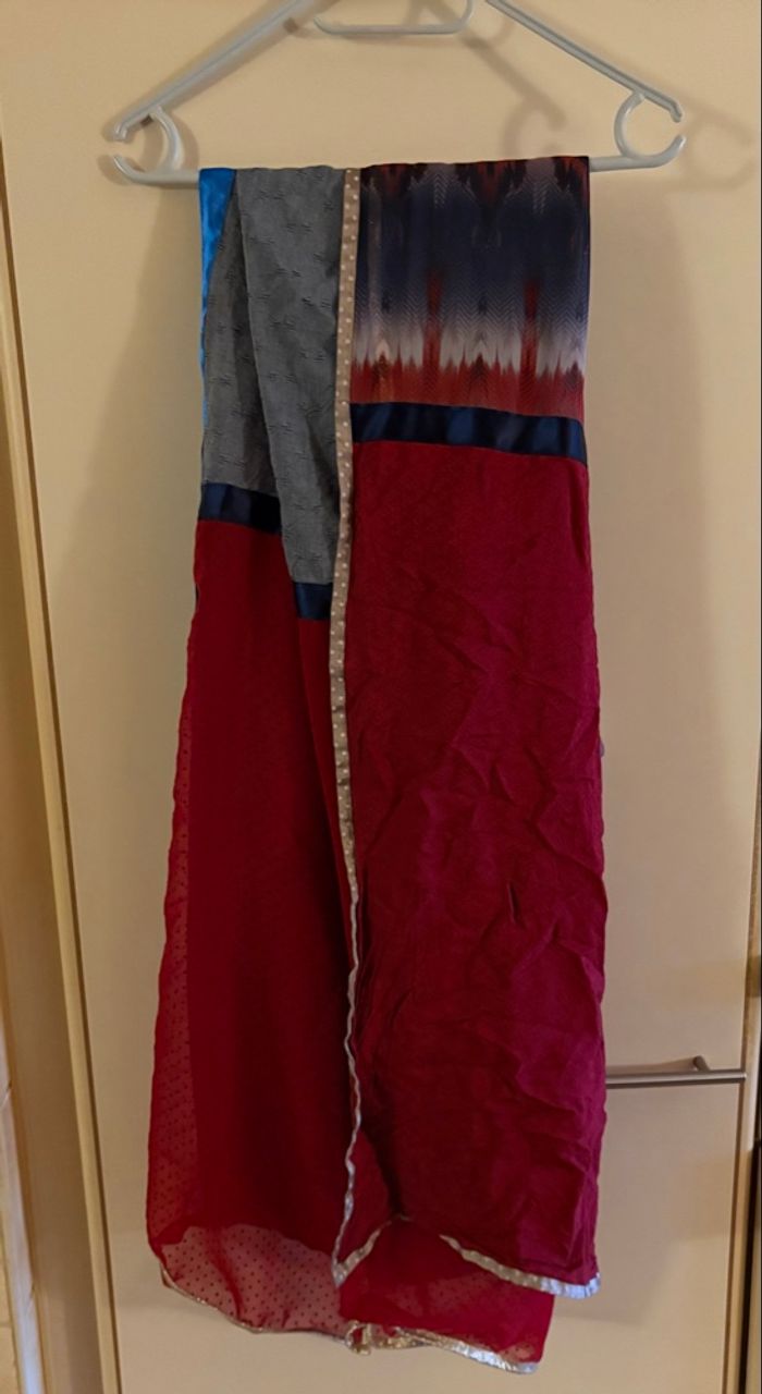 Écharpe épaisse H&M taille unique en parfait état comme neuve - photo numéro 3