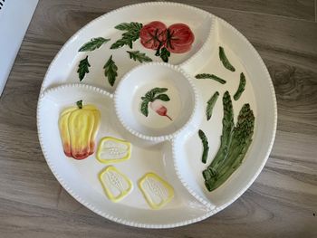 Plat de service en céramique