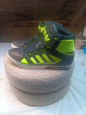 Basket adidas 41.5