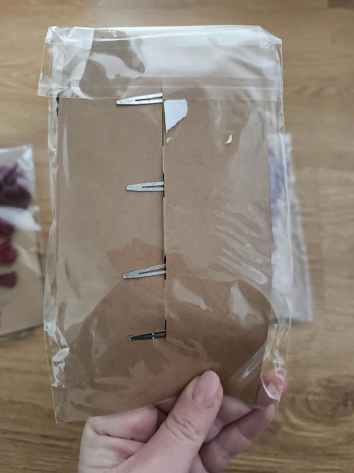 Lot de 3 paquets de barrettes neuves - photo numéro 2