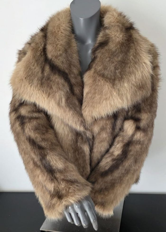Manteau en fausse fourrure 🤎