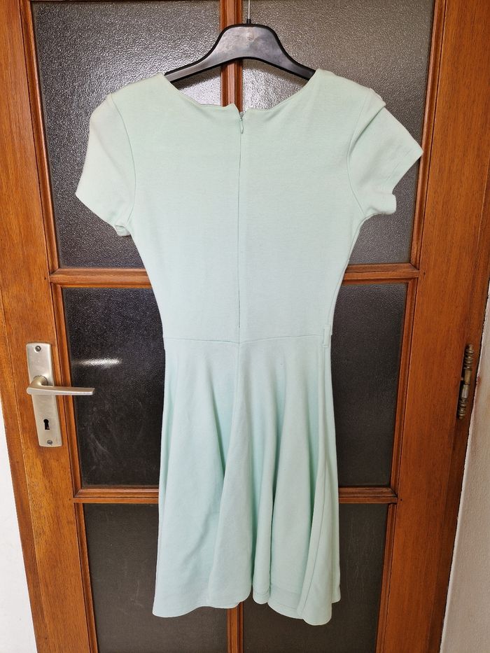Robe vert pale - photo numéro 3
