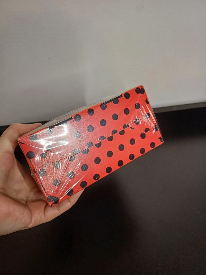 🧸Lots de 8 paquets de cartes à collectionner miraculous secret neuf - photo numéro 8