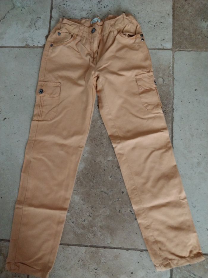 Pantalon fille en 9 ans