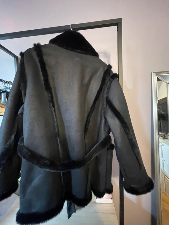 Veste fourrure ceinturée - photo numéro 3