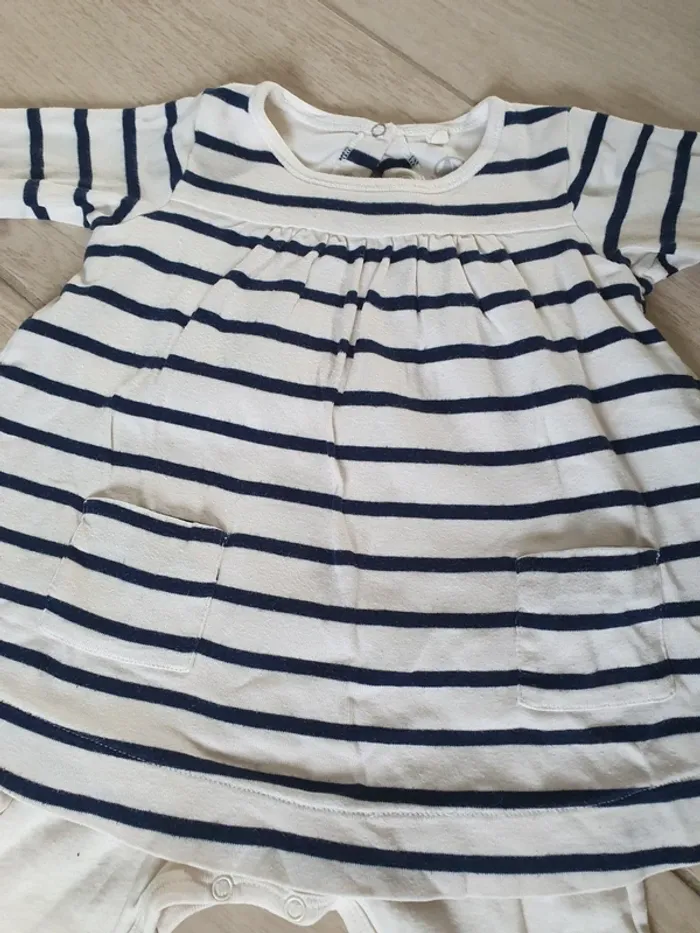 Ensemble fille Petit Bateau 6 mois - photo numéro 2