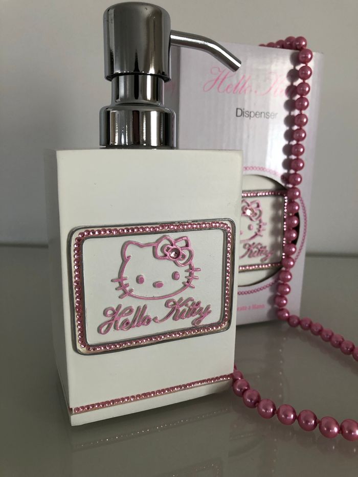 Distributeur de savon deco strass HELLO KITTY - photo numéro 4