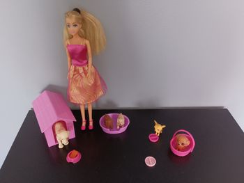 Poupée type Barbie