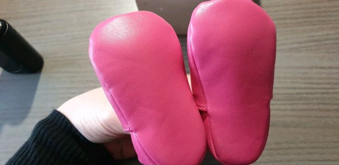 Chaussons taille 15/16 (3/6mois) - photo numéro 4