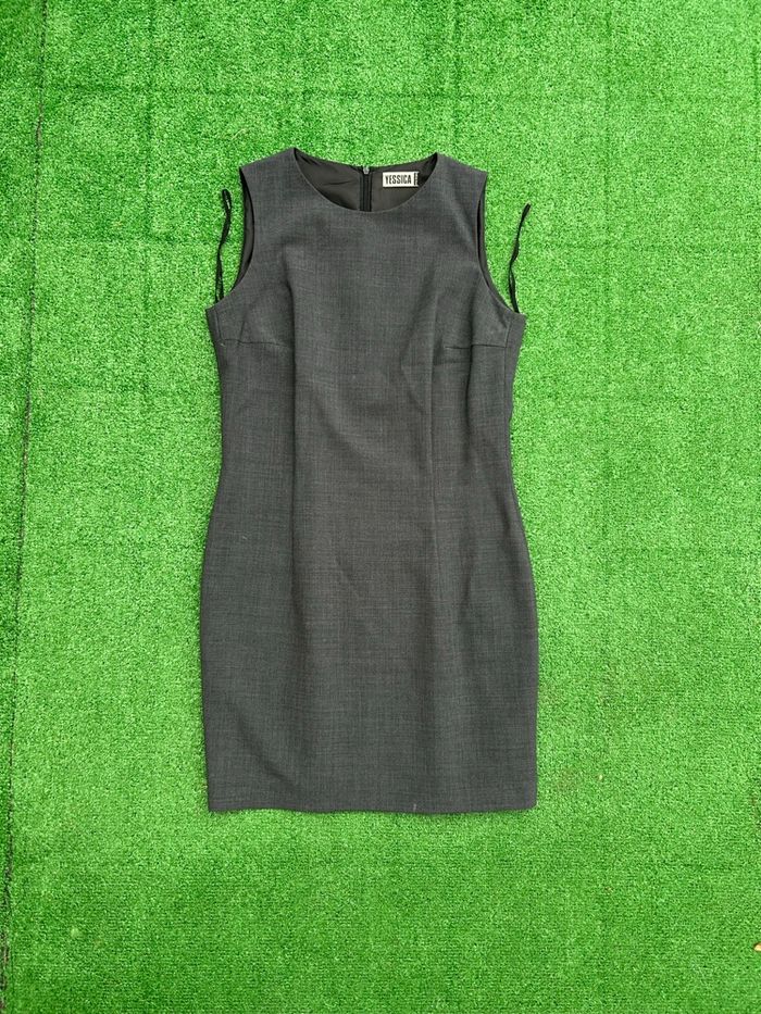 Robe droite grise Yessica C&A – laine vierge, taille 38