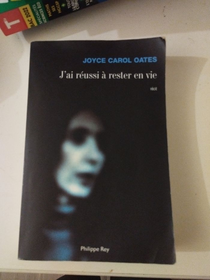 Livre J'ai réussi à rester en vie - Joyce Carol Oates