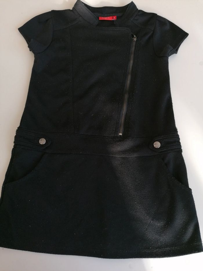 Robe noire avec poches - photo numéro 2