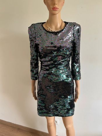 Robe en sequins neuve Morgan taille 38 (valeur 115€)