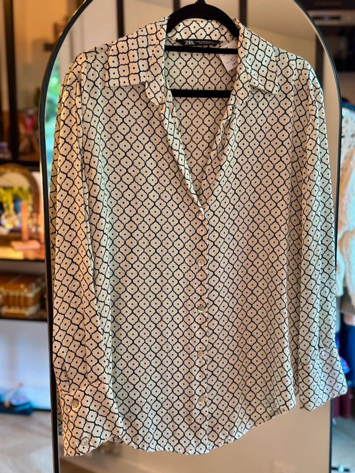 Chemise Zara fluide à motifs géométriques T.XS/S oversize