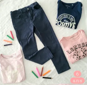 Ensemble de 3 t-shirts ml et jeans marine 6ans