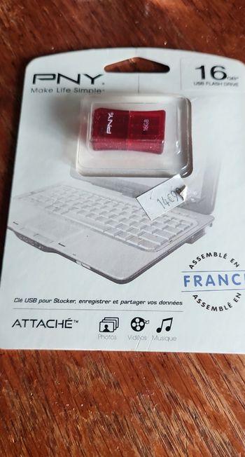 Clé USB 8 et 16 GB