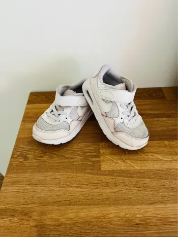 Nike air
