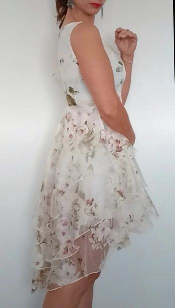 Robe cocktail vaporeuse asymétrique taille 36