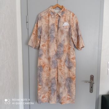 Robe beige abricot à motifs t44/46