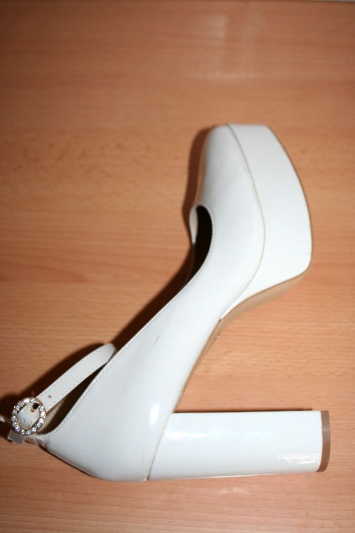 Talons vernies Merry Scott pointure 41 - photo numéro 8