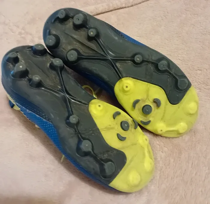 Chaussure de foot - photo numéro 3