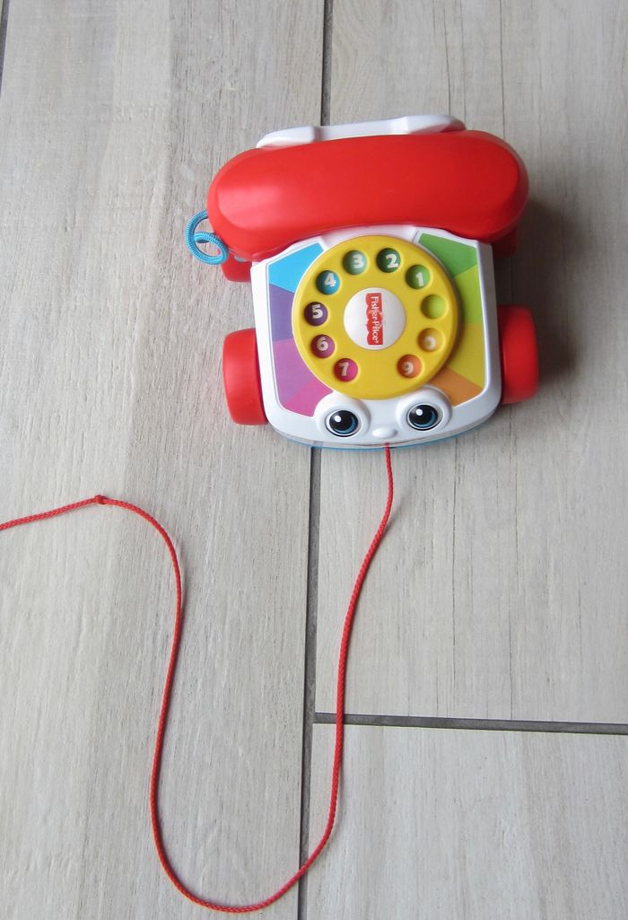 Jouet a tirer : Téléphone Fisher Price