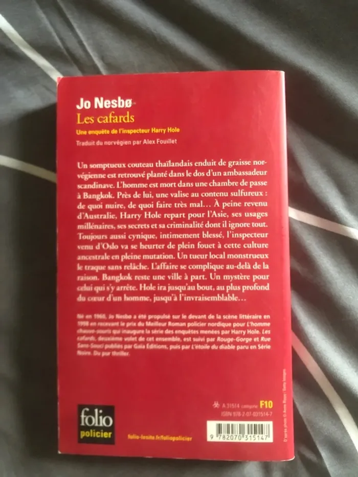 Livre les cafards 📕 - photo numéro 3