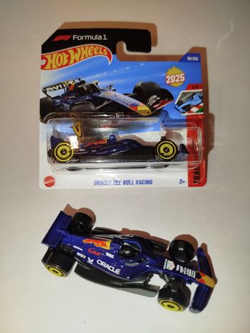 Hot Wheels Oracle Red Bull Racing Formula 1 2025