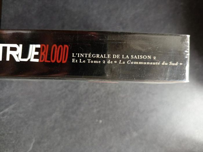 DVD - True blood - Saison 2 - Neuf - photo numéro 4