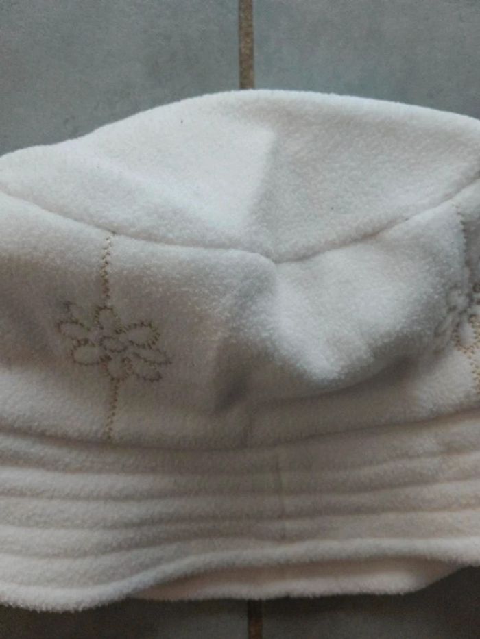 Bonnet blanc - photo numéro 3