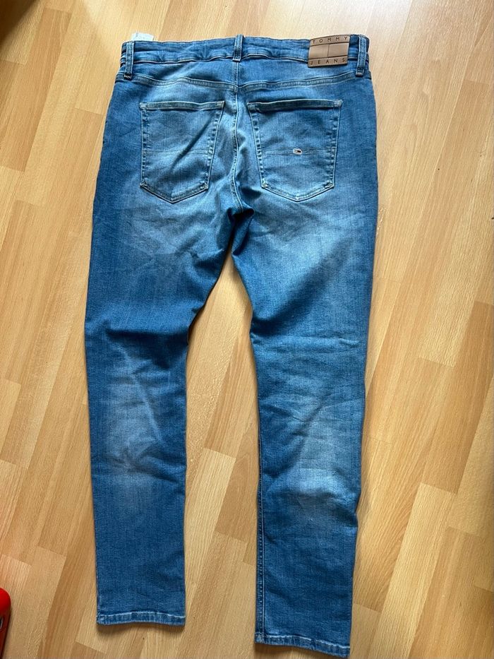 Jeans Tommy Hilfiger neuf - photo numéro 3