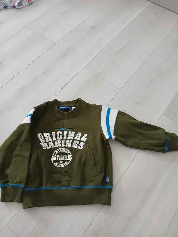 Pull taille 2 ans