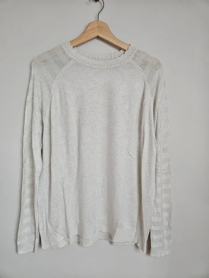 Pull crème manches ajourées Gémo T.46/48