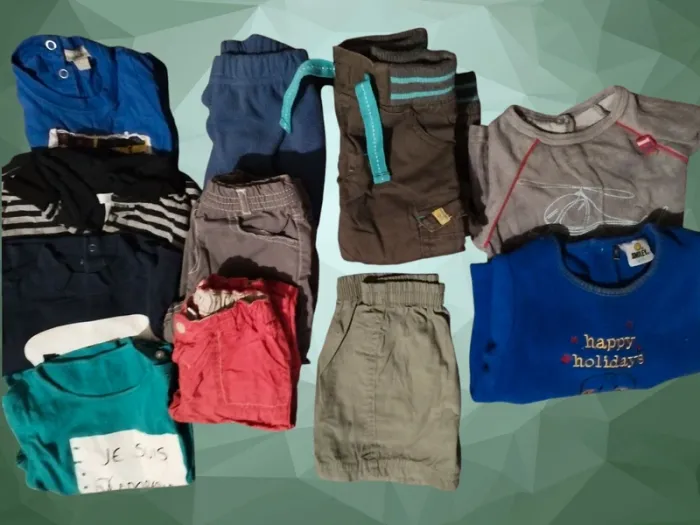 Lot de vêtements 12 mois