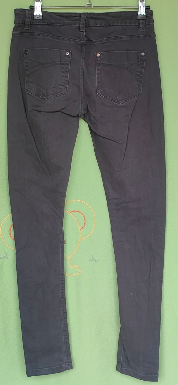 Pantalon Jennyfer taille 36 - photo numéro 3