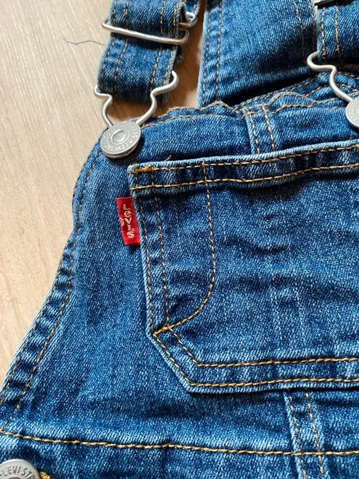 Salopette en jeans - photo numéro 2