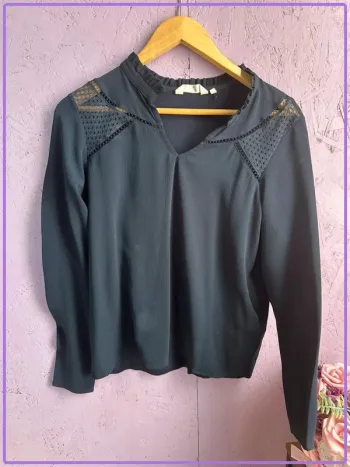 Blouse Naf Naf marine dentelle brodée - Taille L