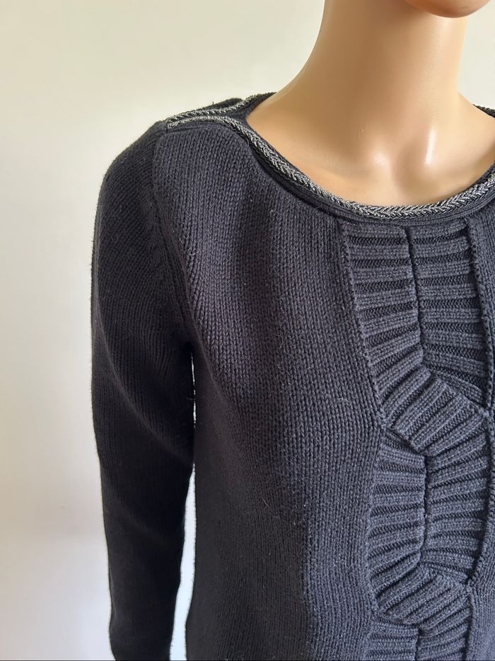 Pull noir à manches longues Miss Captain taille 1 TBE - photo numéro 4