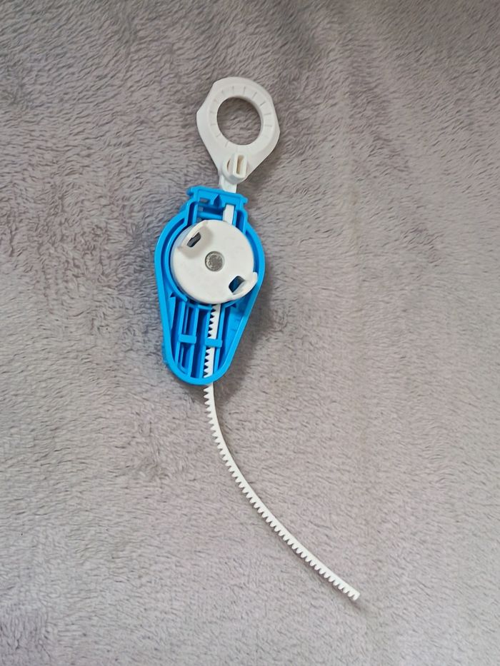 Lanceur Beyblade Burst Bleu Hasbro + Crémaillère (Ripcord) - photo numéro 2