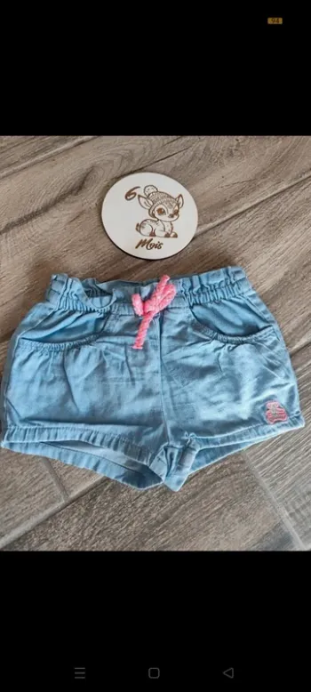 Magnifique petit short en jean souple 🤟