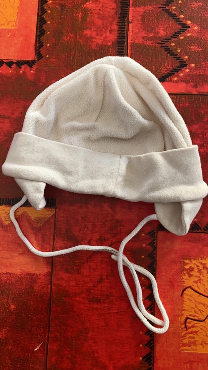 Bonnet - photo numéro 2