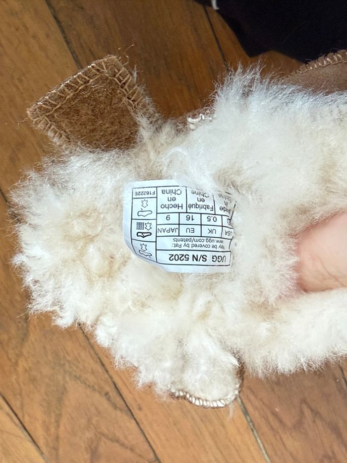 Chaussons ugg - photo numéro 4