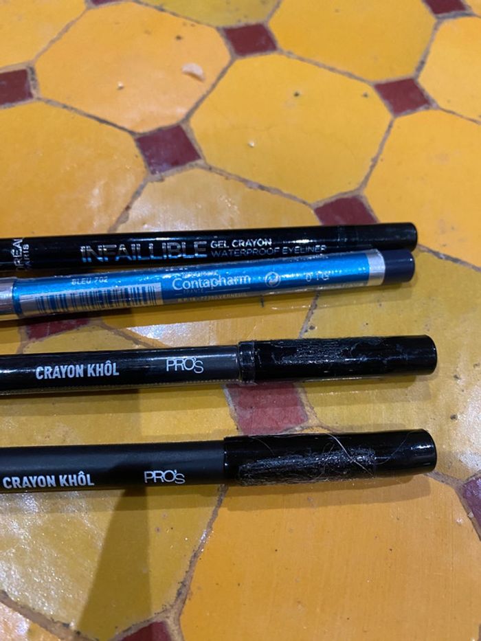 Lot crayon - photo numéro 3