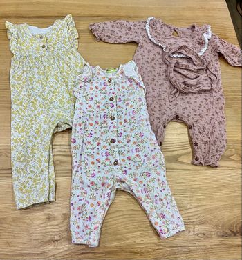 Lot 3 combinaisons bébé Fille - 12 mois