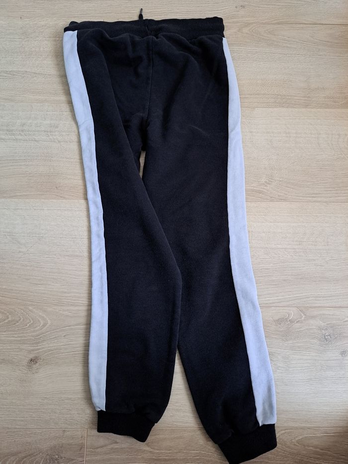 Pantalon 10/11 ans - photo numéro 2