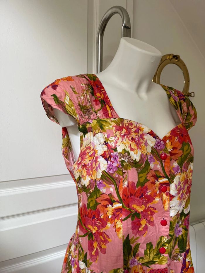 Robe à fleurs - photo numéro 3