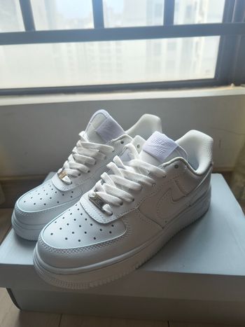 Baskets Nike Air Force 1 Low '07 blanches 42